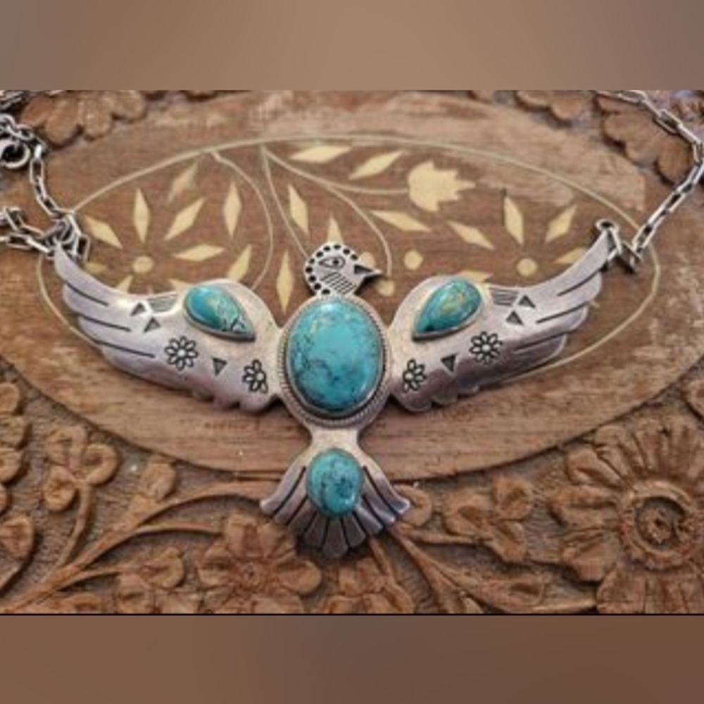 Spell Falcon necklace TRADE FOR STAIRWAY TO HEAVEN DUSTER ONLY !!!!!! NOT SELLIN